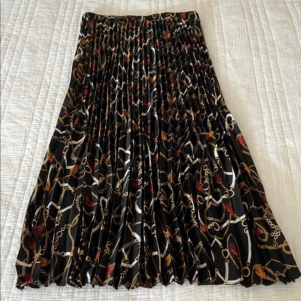 Equestrian Print Pleated Skirt by Gemma + Jane. Size S